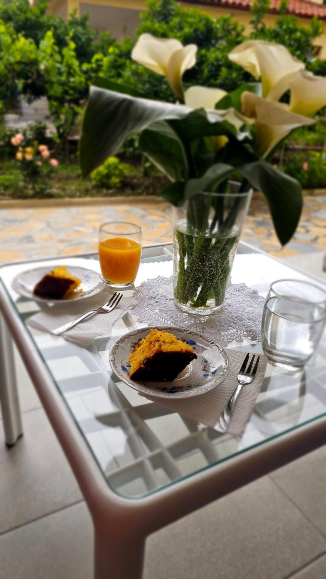 Aliaj'S Guest House เบราท ภายนอก รูปภาพ